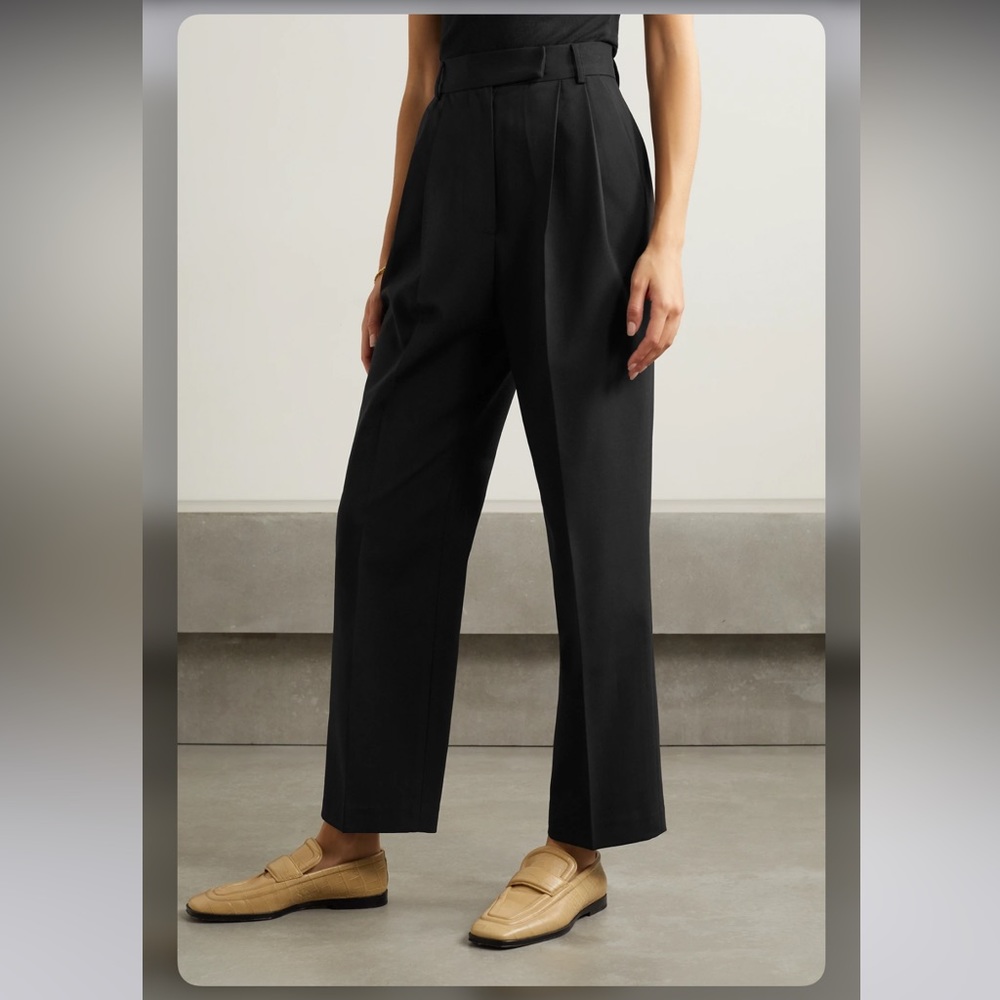 FRANKIE SHOP
Bea pleated crepe straight-leg pants